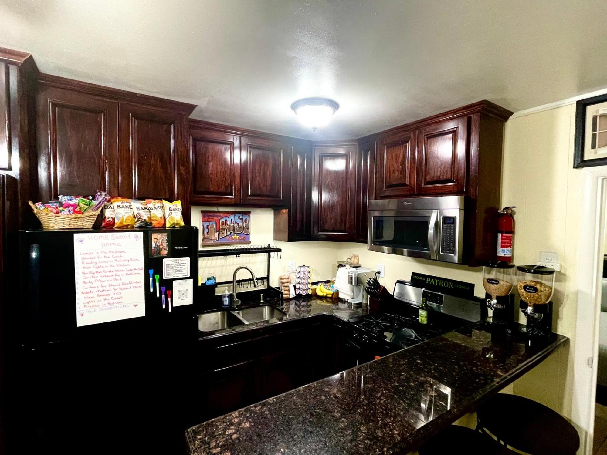 3mins.airport/fort Bliss-pet Friendly-washer/dryer Bed & Breakfast *