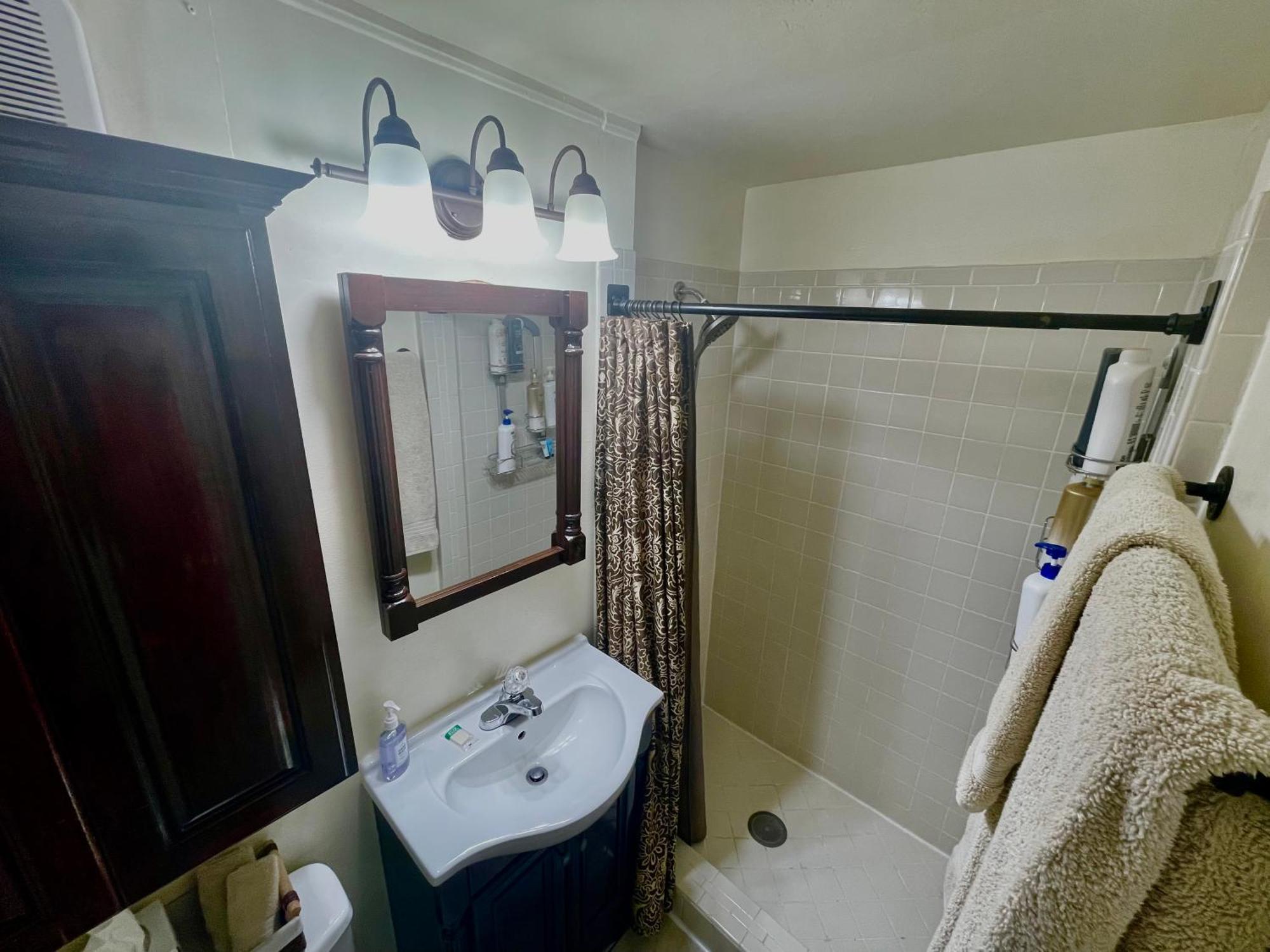 3mins.airport/fort Bliss-pet Friendly-washer/dryer *