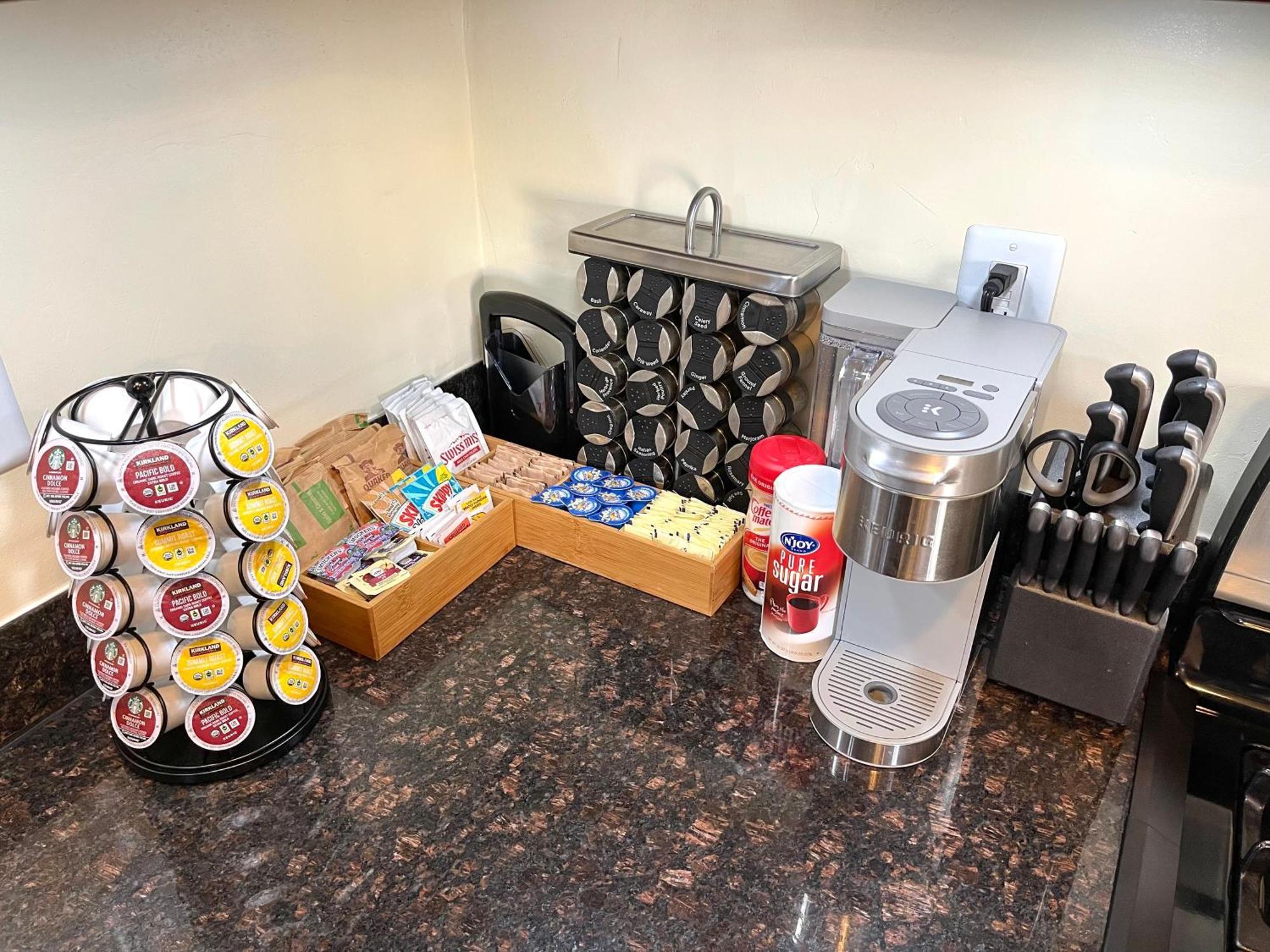 Bed & Breakfast 3mins.airport/fort Bliss-pet Friendly-washer/dryer *